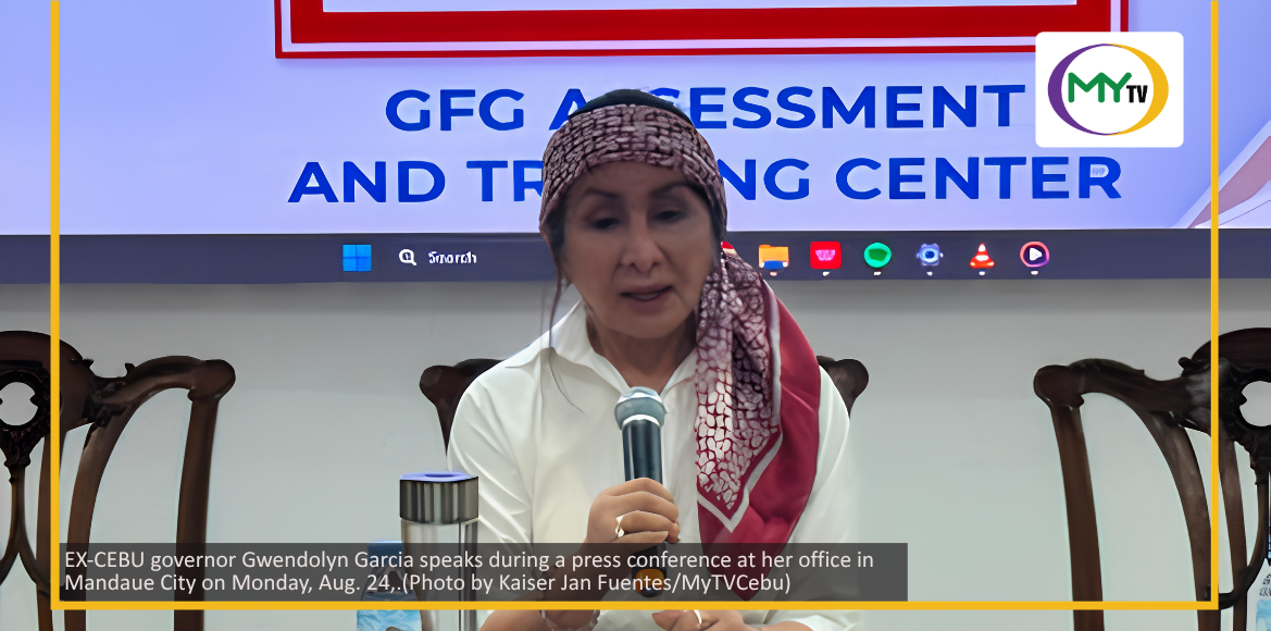 In rare public appearance, ex-guv Gwen refuses to talk about politics - related article thumbnail