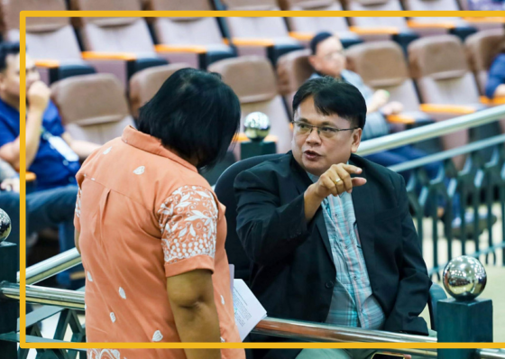 Cebu City dad makes move against road maintenance malpractices  - related article thumbnail