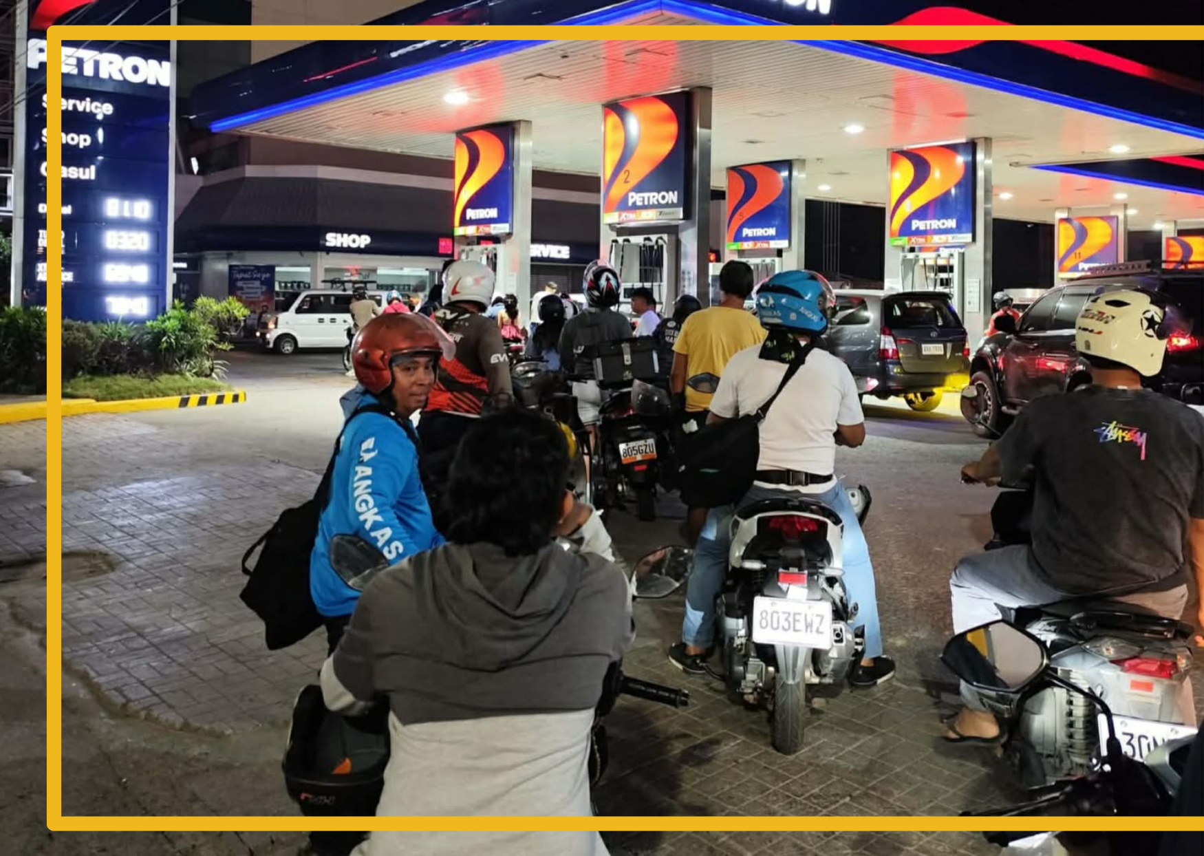 IMPACT OF RISING FUEL COSTS: Aid for delivery riders, PUV drivers pushed  - related article thumbnail